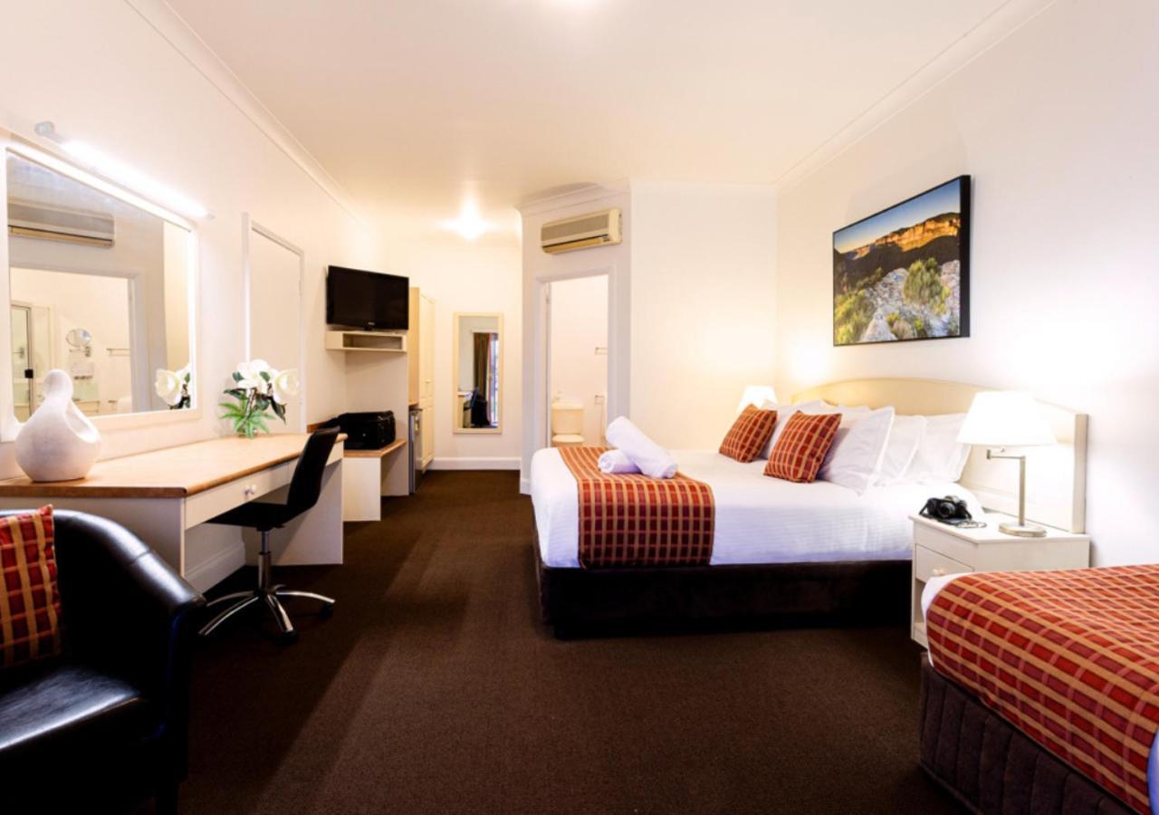 Bowen Inn Motel Литгоу Экстерьер фото